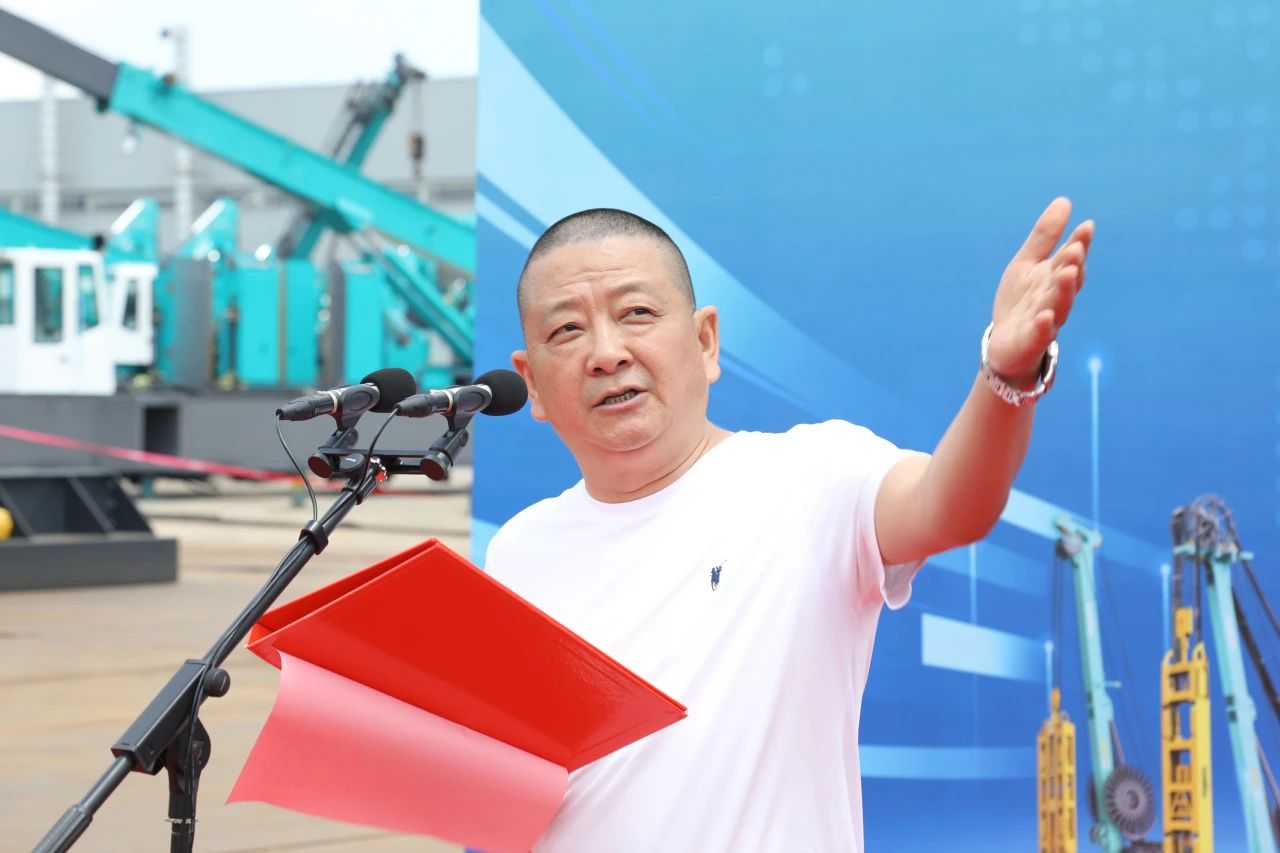 “破紀(jì)錄王者”再出征！山河智能SWDM800旋挖鉆機(jī)成功交機(jī)